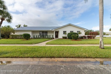 PRICE REDUCED!!!!  HEART OF MELBOURNE BEACH! This spacious 2,420 on Spessard Holland Golf Course in Florida - for sale on GolfHomes.com, golf home, golf lot