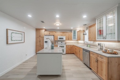 Fabulous 4 bedroom, 3 bath home in Farmers Branch offering two on Brookhaven Country Club - Golf Course in Texas - for sale on GolfHomes.com, golf home, golf lot