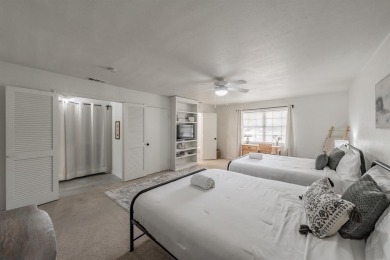 Fabulous 4 bedroom, 3 bath home in Farmers Branch offering two on Brookhaven Country Club - Golf Course in Texas - for sale on GolfHomes.com, golf home, golf lot