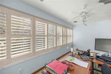 Under contract-accepting backup offers. Welcome home to easy on On Top of the World Golf Course in Florida - for sale on GolfHomes.com, golf home, golf lot