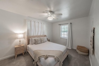 Fabulous 4 bedroom, 3 bath home in Farmers Branch offering two on Brookhaven Country Club - Golf Course in Texas - for sale on GolfHomes.com, golf home, golf lot