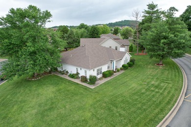 ONE LEVEL 3-bedroom, 2-bath home located in the sought-after on Pointe Royale Village Country Club in Missouri - for sale on GolfHomes.com, golf home, golf lot