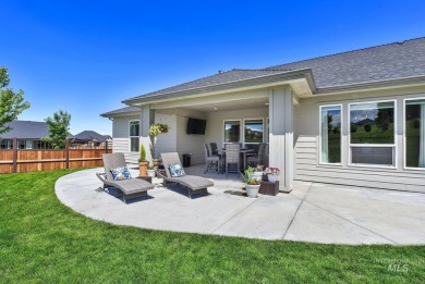 Step into refined elegance with this stunning residence in on Hunters Point Golf Club in Idaho - for sale on GolfHomes.com, golf home, golf lot