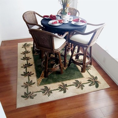 Maintenance free living. This two-bedroom, two-bath villa with a on Timber Greens Country Club in Florida - for sale on GolfHomes.com, golf home, golf lot