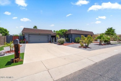 Welcome to this beautifully remodeled 3 bedroom, 2 bath home on Sun City-Willow Creek / Willow Brook  in Arizona - for sale on GolfHomes.com, golf home, golf lot