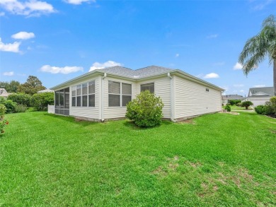 EXPANDED BANYAN MODEL w/ GOLF CART in the VILLAGE OF PIEDMONT! on The Links of Spruce Creek in Florida - for sale on GolfHomes.com, golf home, golf lot
