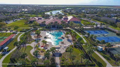 PRICED TO NEGOTIATE! WANT A RATE BUY DOWN? CLOSING COSTS? on Duran Golf Course in Florida - for sale on GolfHomes.com, golf home, golf lot