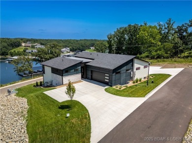 Enjoy Resort Living right in the Heart of Osage Beach!This on The Oaks Golf Course in Missouri - for sale on GolfHomes.com, golf home, golf lot
