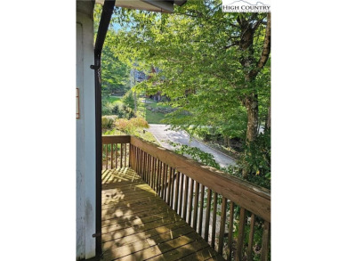 Welcome to this 3-bedroom, 3-bath mountain home with bonus room on Beech Mountain Club in North Carolina - for sale on GolfHomes.com, golf home, golf lot
