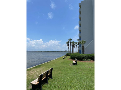 Panoramic Bay Views  Luxury Amenities Await-
Enjoy sweeping on Sandestin Golf and Beach Resort - The Links in Florida - for sale on GolfHomes.com, golf home, golf lot