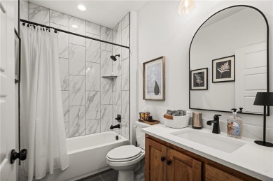Welcome to this stunning 2 bedroom, 2 bathroom ranch style home on Lakewood Oaks Golf Club, Ltd. in Missouri - for sale on GolfHomes.com, golf home, golf lot