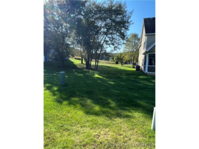 Wonderful LEVEL lot located on the 13th green of Old Kinderhook on The Club At Old Kinderhook in Missouri - for sale on GolfHomes.com, golf home, golf lot