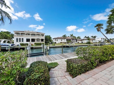 Perfectly positioned on a quiet cul-de-sac at the preferred on Links on Longboat Golf Club in Florida - for sale on GolfHomes.com, golf home, golf lot