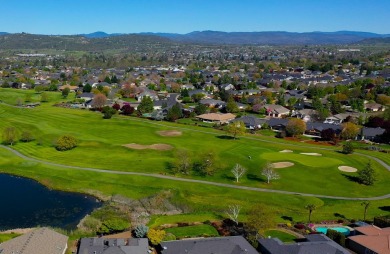 Enter this beautiful Eagle Point Golf Course home & be drawn in on Eagle Point Golf Course in Oregon - for sale on GolfHomes.com, golf home, golf lot
