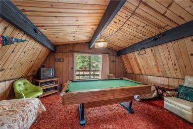Welcome to this charming 2-story Moonridge cabin, perfectly on Big Bear Mountain Ski and Golf Resort in California - for sale on GolfHomes.com, golf home, golf lot