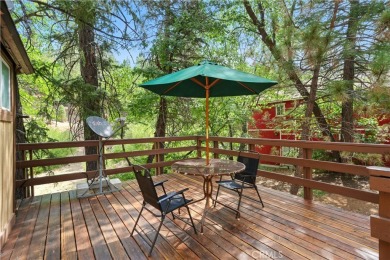 Welcome to this charming 2-story Moonridge cabin, perfectly on Big Bear Mountain Ski and Golf Resort in California - for sale on GolfHomes.com, golf home, golf lot