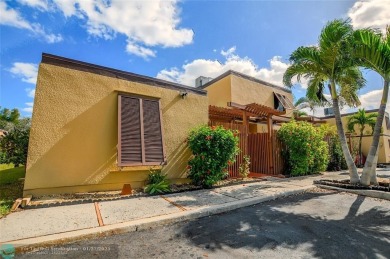 Welcome to this beautifully maintained 3 BR, 2 BA on Pembroke Lakes Golf Club in Florida - for sale on GolfHomes.com, golf home, golf lot