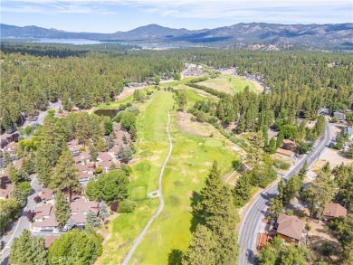 Welcome to this charming 2-story Moonridge cabin, perfectly on Big Bear Mountain Ski and Golf Resort in California - for sale on GolfHomes.com, golf home, golf lot
