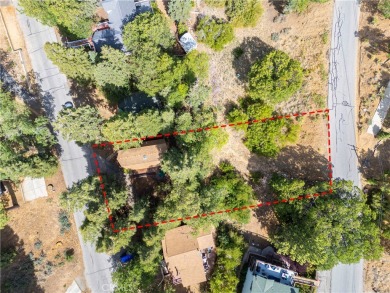 Welcome to this charming 2-story Moonridge cabin, perfectly on Big Bear Mountain Ski and Golf Resort in California - for sale on GolfHomes.com, golf home, golf lot