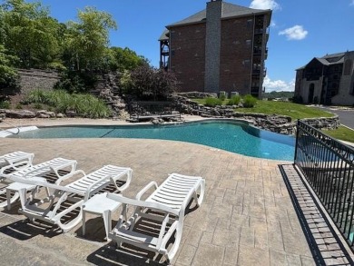 The BEST OF THE BEST. Top floor corner unit toward the lake on Don Gardner Par 3 Golf Course in Missouri - for sale on GolfHomes.com, golf home, golf lot
