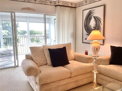 Wonderful and bright, 2 Bed/2 Bath condo located in the highly on  in Florida - for sale on GolfHomes.com, golf home, golf lot