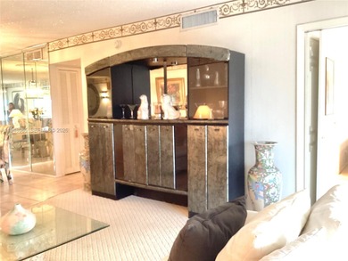 Wonderful and bright, 2 Bed/2 Bath condo located in the highly on  in Florida - for sale on GolfHomes.com, golf home, golf lot