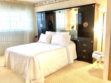 Wonderful and bright, 2 Bed/2 Bath condo located in the highly on  in Florida - for sale on GolfHomes.com, golf home, golf lot