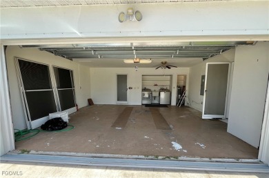 *DOUBLE GARAGE*RENOVATED*FRESHLY PAINTED INSIDE*3 BEDROOMS*2.5 on Myerlee Country Club in Florida - for sale on GolfHomes.com, golf home, golf lot