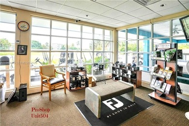 Wonderful and bright, 2 Bed/2 Bath condo located in the highly on Palm-Aire Country Club and Resort - Palms in Florida - for sale on GolfHomes.com, golf home, golf lot