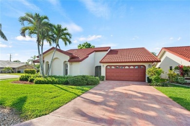 Best BUY in Cross Creek Country Club with this beautifully on Cross Creek Country Club in Florida - for sale on GolfHomes.com, golf home, golf lot