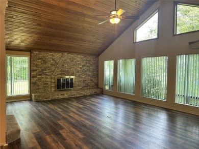 Great curb appeal on this 3BD-3BA Golf Course Home at Holly Lake on Holly Lake Ranch Golf Club in Texas - for sale on GolfHomes.com, golf home, golf lot
