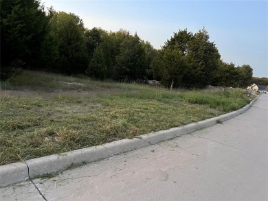 BACKS UP TO GREENBELT!  Don't miss out on the opportunity to on Buffalo Creek Golf Club in Texas - for sale on GolfHomes.com, golf home, golf lot