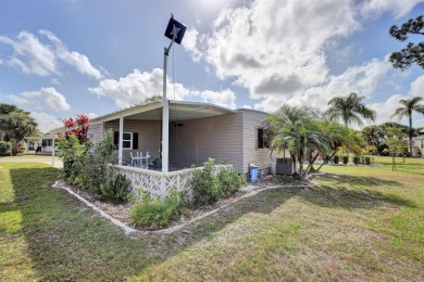 This 1978 home on a premium interior lot is ready for your on Maple Leaf Golf and Country Club in Florida - for sale on GolfHomes.com, golf home, golf lot