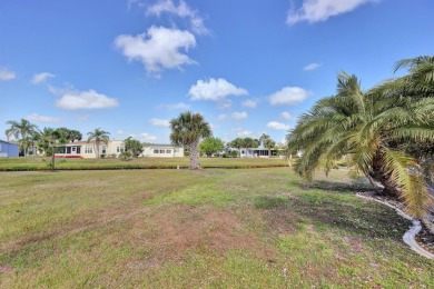 This 1978 home on a premium interior lot is ready for your on Maple Leaf Golf and Country Club in Florida - for sale on GolfHomes.com, golf home, golf lot