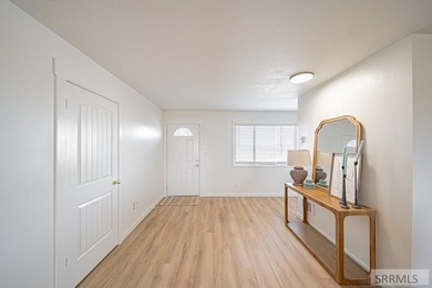 Welcome Home to this beautifully refinished country home. Walk on  in  - for sale on GolfHomes.com, golf home, golf lot