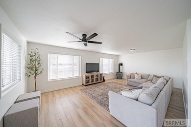 Welcome Home to this beautifully refinished country home. Walk on  in  - for sale on GolfHomes.com, golf home, golf lot