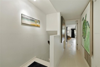 --Beautifully Renovated Townhome in On Top of the World - on On Top of the World Golf Course in Florida - for sale on GolfHomes.com, golf home, golf lot