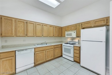 Open floor plan, bright and airy with pride of ownership at on Desert Willow Golf Course in Nevada - for sale on GolfHomes.com, golf home, golf lot