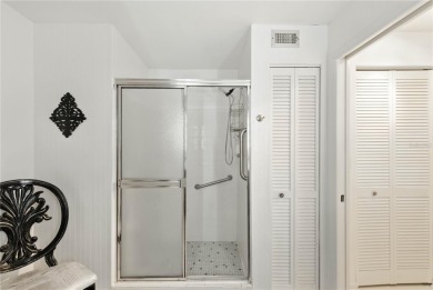--Beautifully Renovated Townhome in On Top of the World - on On Top of the World Golf Course in Florida - for sale on GolfHomes.com, golf home, golf lot