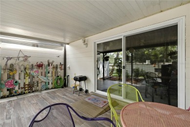 --Beautifully Renovated Townhome in On Top of the World - on On Top of the World Golf Course in Florida - for sale on GolfHomes.com, golf home, golf lot