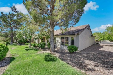 Open floor plan, bright and airy with pride of ownership at on Desert Willow Golf Course in Nevada - for sale on GolfHomes.com, golf home, golf lot