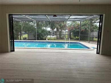 Don't miss this super spacious POOL home!  The inviting layout on Sun n Lake Golf and Country Club in Florida - for sale on GolfHomes.com, golf home, golf lot