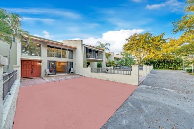 Spacious and updated villa-style condo, 2-story 2-bedroom 2-bath on Jacaranda Golf Club in Florida - for sale on GolfHomes.com, golf home, golf lot