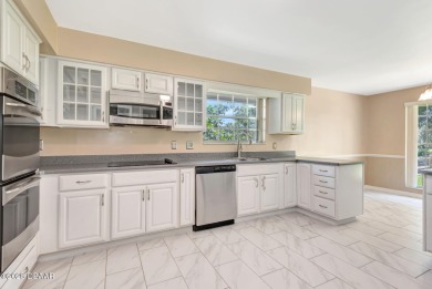 Stunning 3BR/2BA home in the desirable Tomoka Oaks community of on Tomoka Oaks Golf and Country Club in Florida - for sale on GolfHomes.com, golf home, golf lot