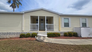 Turn-Key 4BR/3BA Palm Harbor Home | 2,520 Sq. Ft. | Corner Lot | on Schalamar Creek Golf and Country Club in Florida - for sale on GolfHomes.com, golf home, golf lot