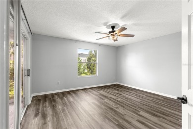 Start living The Villages(R) lifestyle today! Well cared for 2 on The Links of Spruce Creek in Florida - for sale on GolfHomes.com, golf home, golf lot