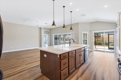 Welcome HOME to this DESIGNER IRIS (AKA KINGFISHER) BLOCK & on Pennbrooke Fairways in Florida - for sale on GolfHomes.com, golf home, golf lot