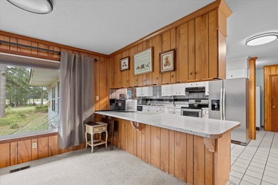 Enjoy golf course living at its finest! This spacious 4-bedroom on Goshen Plantation Golf Club in Georgia - for sale on GolfHomes.com, golf home, golf lot