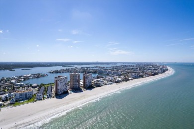 NEW ROOF, NEW HVAC and NO FLOOD INSURANCE REQUIRED! Location on Baypoint Golf Club in Florida - for sale on GolfHomes.com, golf home, golf lot