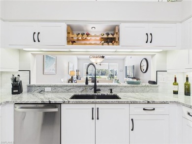 *UPDATED WITH GOLF MEMBERSHIP* Beautifully Updated Villa With on Glen Eagle Golf and Country Club in Florida - for sale on GolfHomes.com, golf home, golf lot